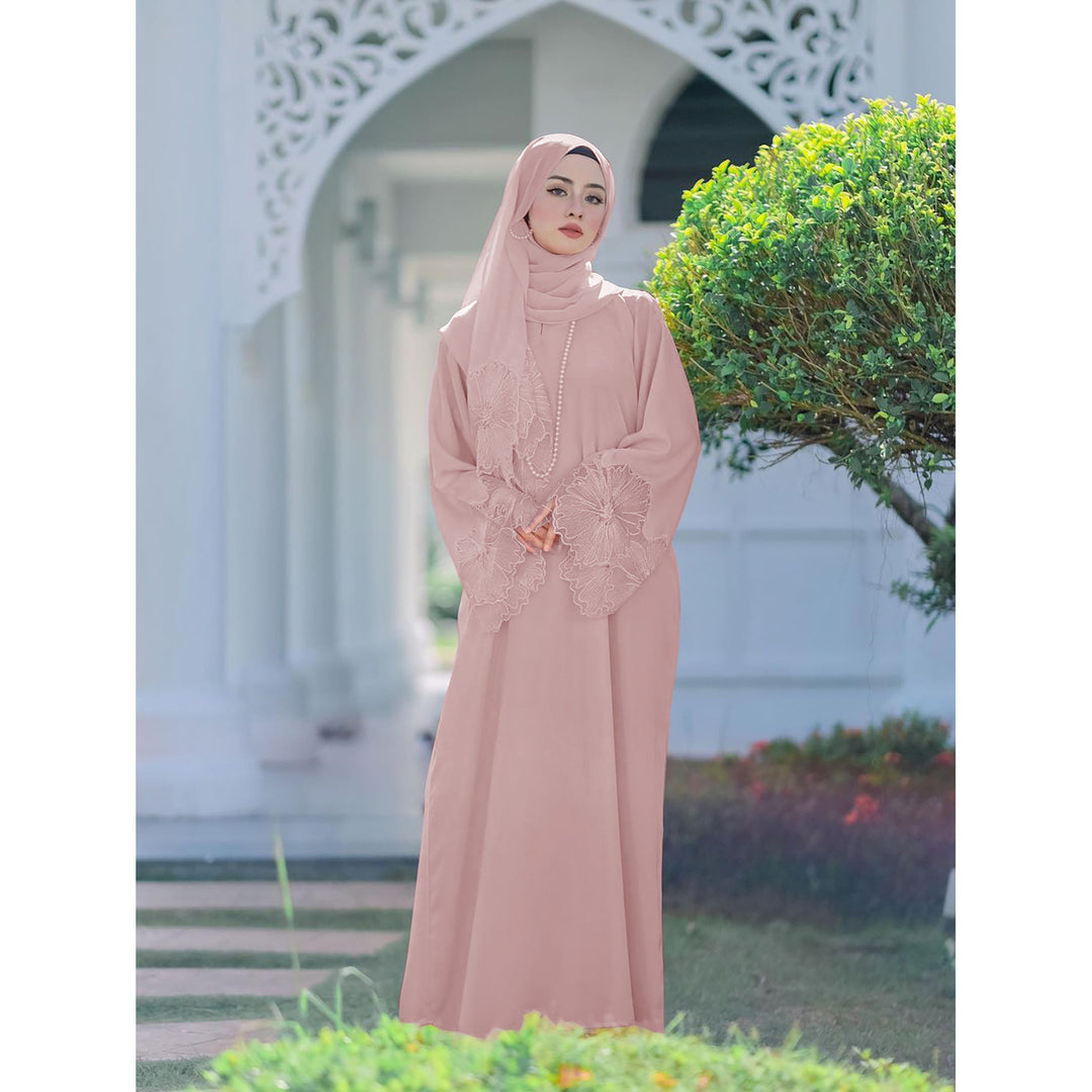 Abaya in indonesischem Stil mit Kopftuch